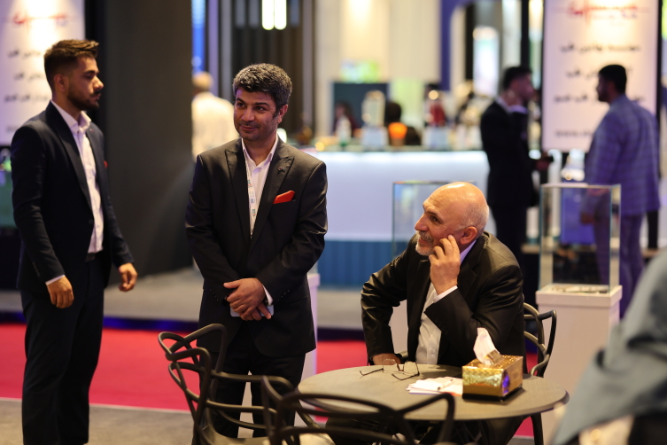 نمایشگاه ایران هلث 1403